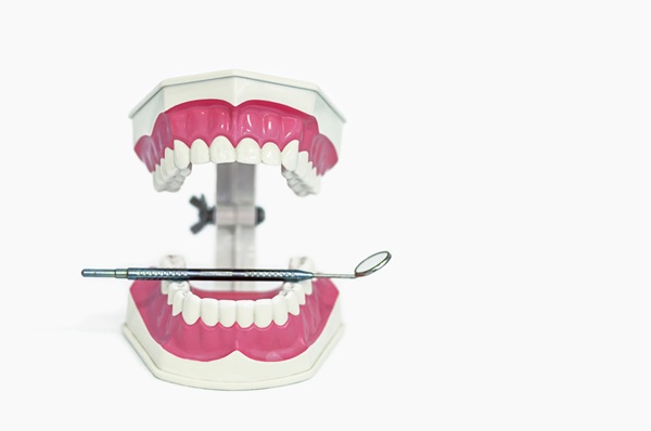 Full Mouth Reconstruction For Smile Esthetic, Health, And Function